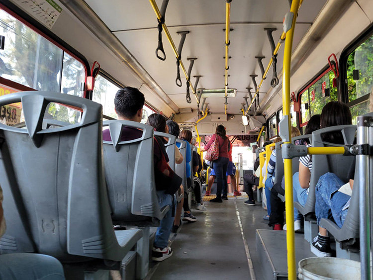 Morena Jalisco buscaría amparo a incremento al pasaje del transporte