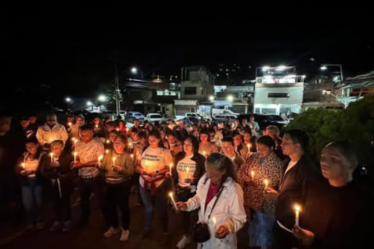 Choque interno entre Delcy Rodríguez y Diosdado Cabello paraliza liberación de presos políticos en Venezuela
