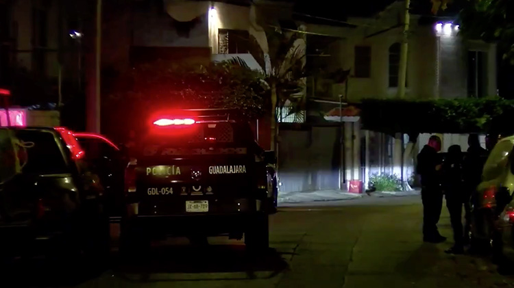 Asesinan a cinco hombres en la zona metropolitana