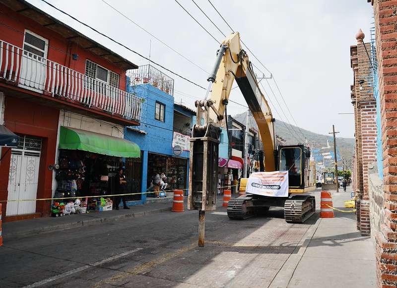 Inicia Tlajomulco dos obras viales invertirá de 9.9 mdp
