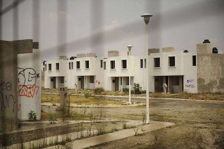 Tlajomulco presenta plan para recuperar 8,500 viviendas dentro de su Programa Anual de Obra Pública