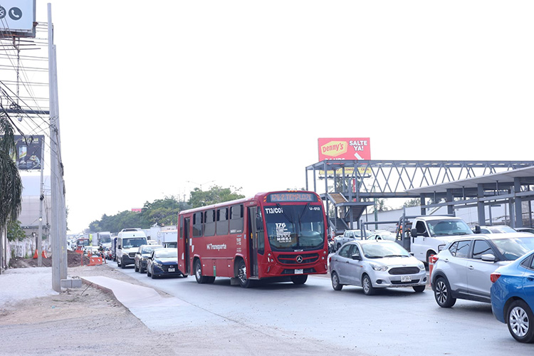 SIOP reconoce retraso en obras