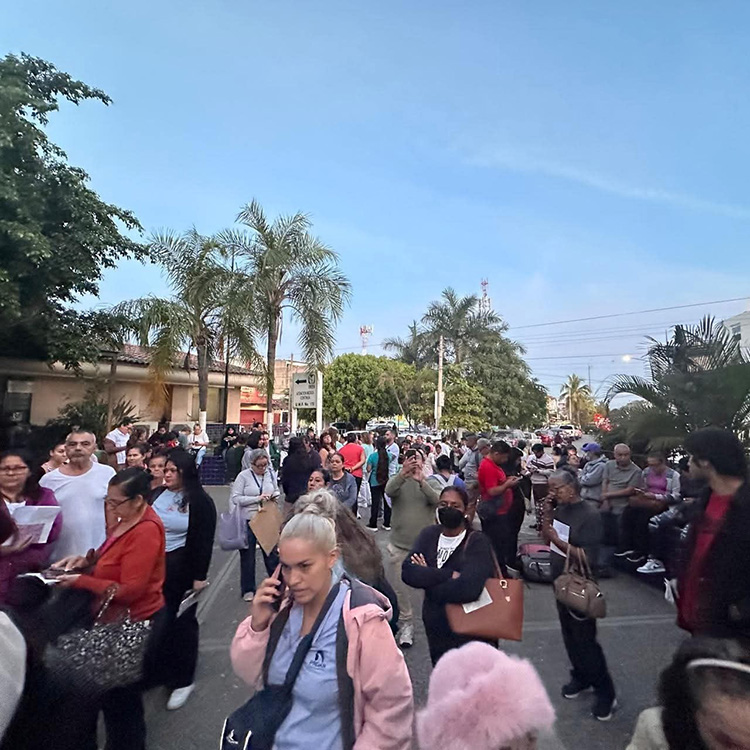 Sismo de magnitud 4.4 sorprende a la costa