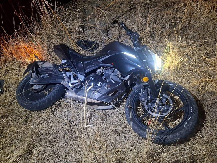 Muere menor tras derrapar en motocicleta