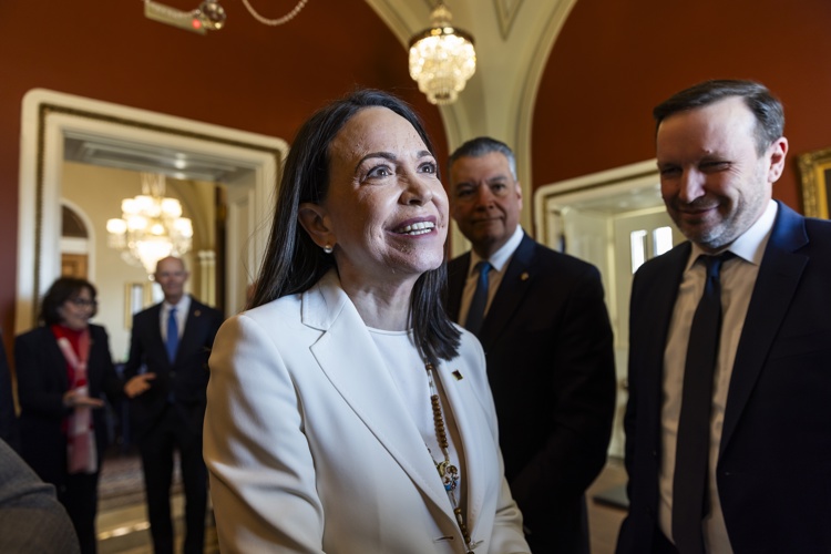 María Corina Machado ofreció a Trump el Nobel de la Paz