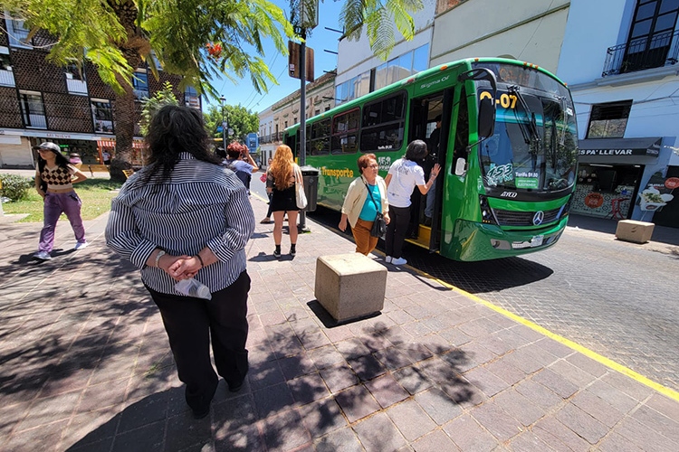 Reitera PT movilización por el incremento en el pasaje del transporte