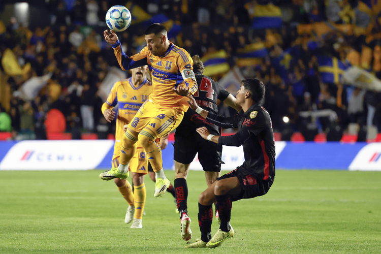 Toluca empata sin goles con Tigres