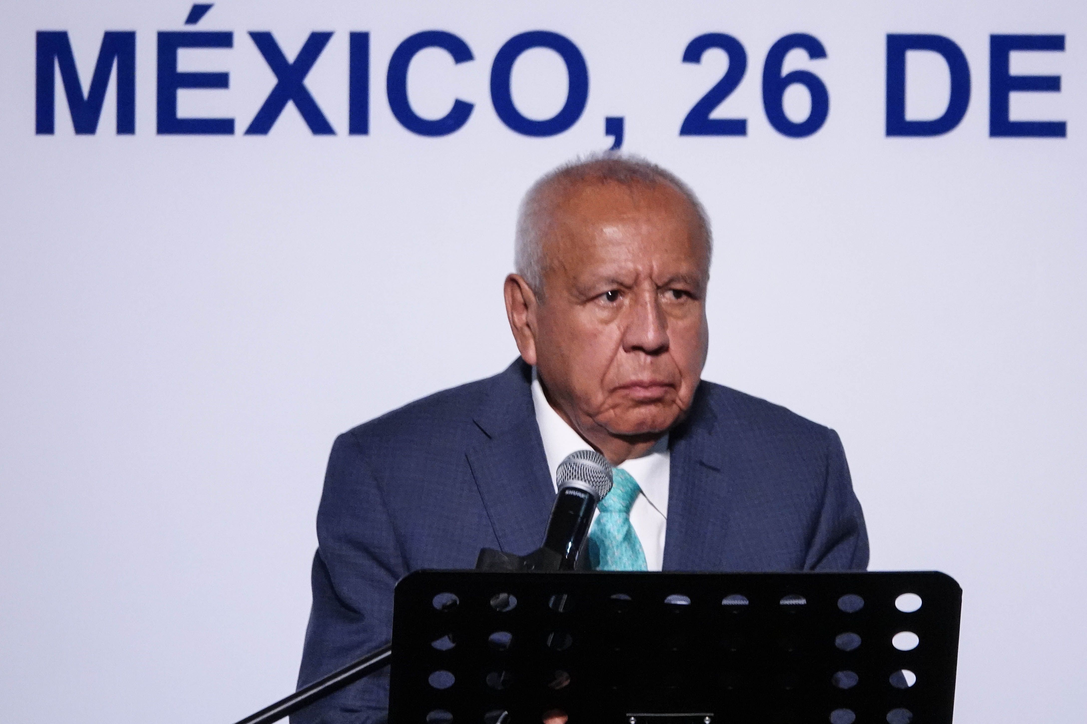 Respaldan llegada a Educación de exjefe de Migración ligado a muerte de migrantes