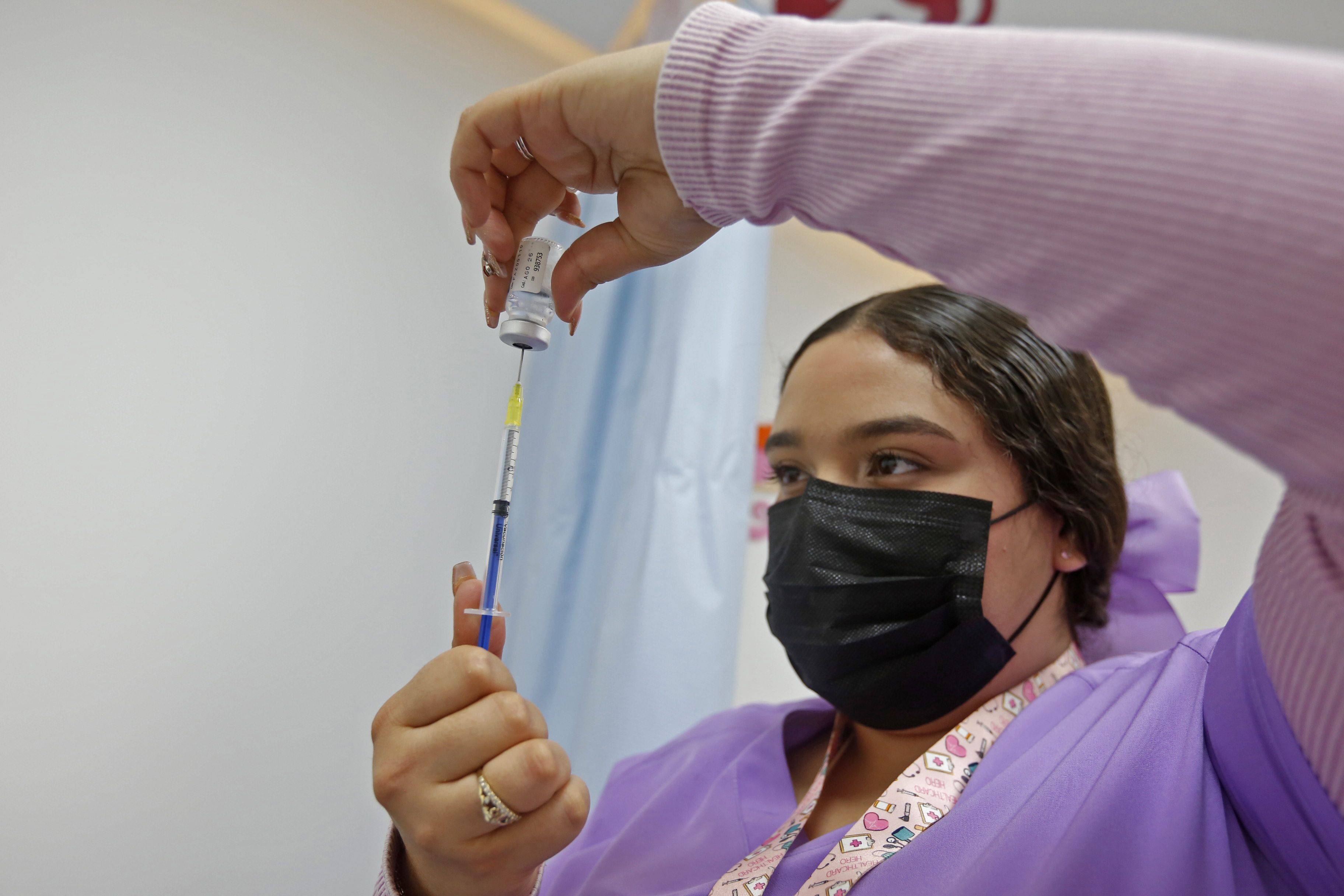 Refuerza Secretaría de Salud bloqueos de vacunación contra sarampión en zonas con presencia de casos