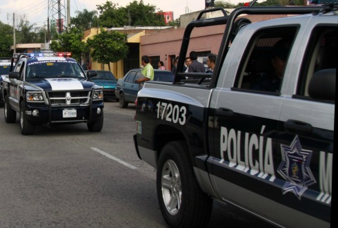 Investigan robo a negocio ocurrido en colonia Las Juntas