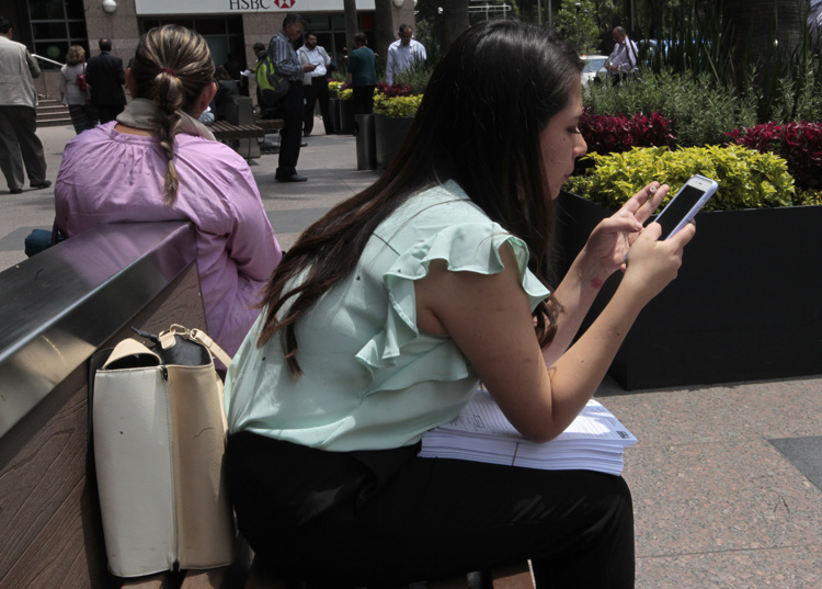 Desempleo en México cierra diciembre en 2.4%