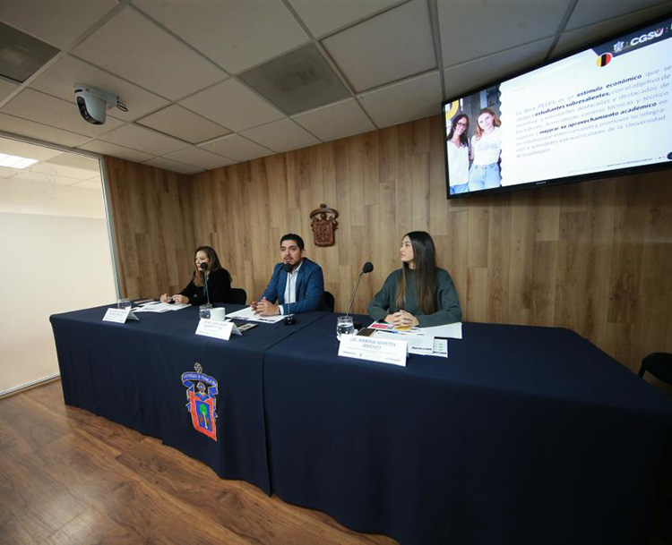 Oferta UdeG mil becas a estudiantes sobresalientes 