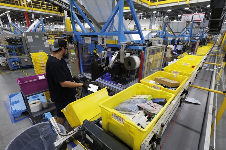 Amazon reducirá la plantilla en 16 mil personas