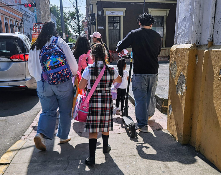 Detectan brotes de sarampión en 8 escuelas