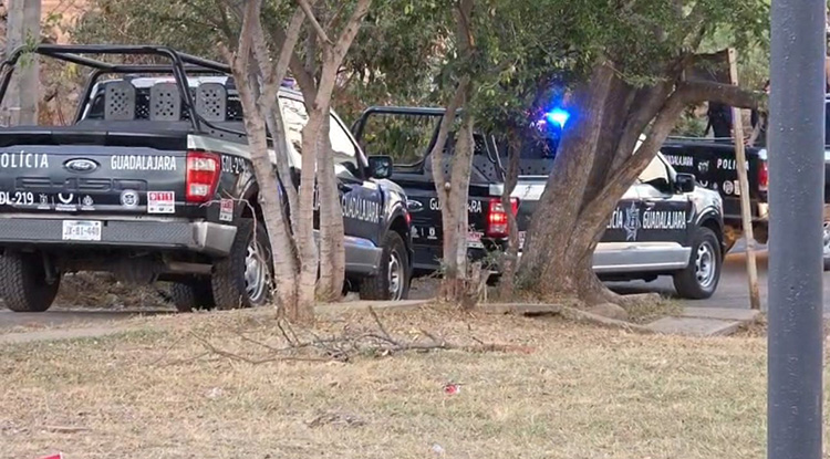 Hallan a mujer muerta con huellas de violencia