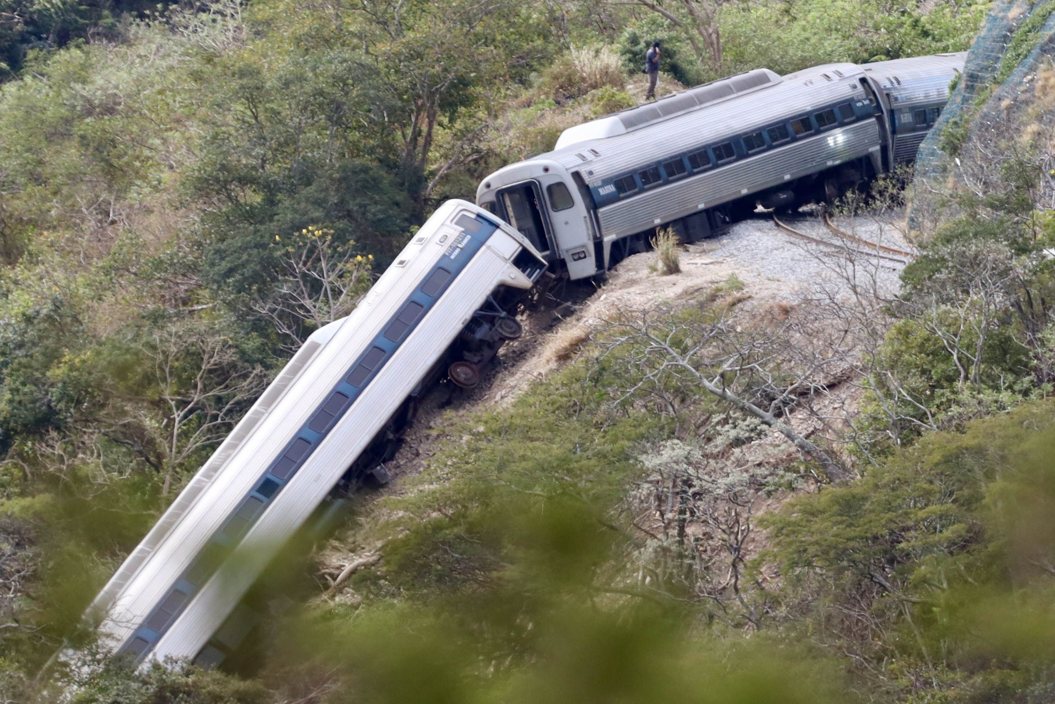 PAN denuncia informe político e inverosímil de la FGR por tragedia del Tren Interoceánico