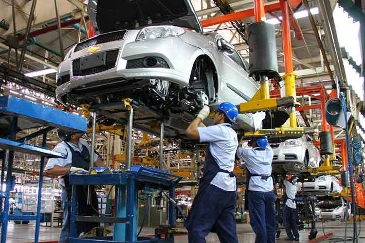 Complicado el panorama para la industria automotriz mexicana en EU con aranceles de Trump: exportadores