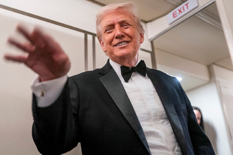 Trump revela que pidió a Sheinbaum suspender el envío de petróleo a Cuba