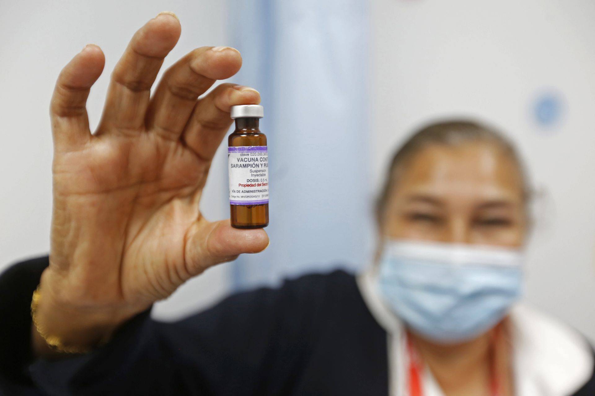 Las brigadas de vacunación para frenar el sarampión están también en horarios especiales y de fines de semana: SSJ