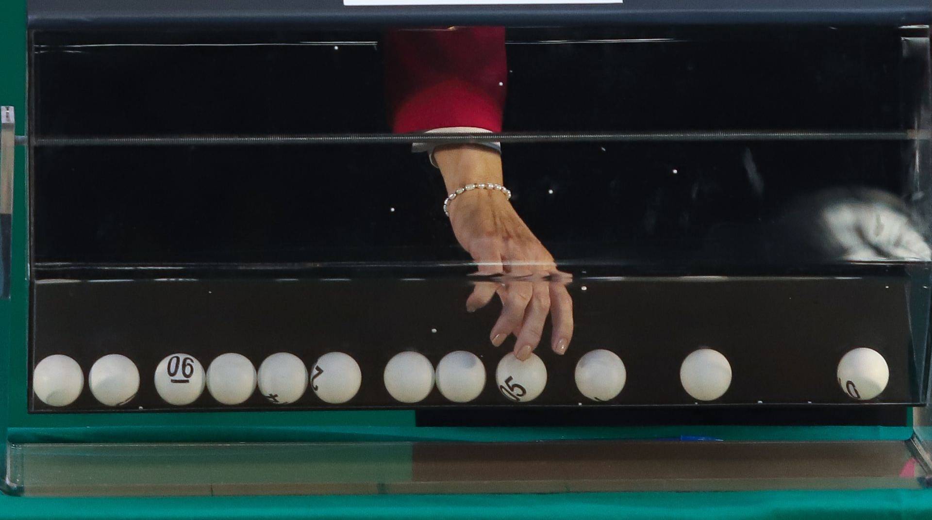 Sindicato del Congreso denunció que algunos grupos parlamentarios “se reparten” 60 plazas vacantes