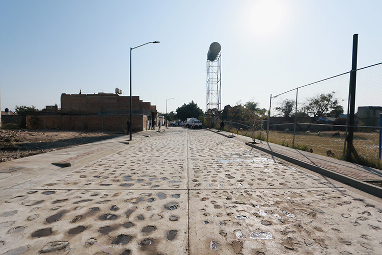 Anuncian inversión para mitigar inundaciones tras mejora vial 