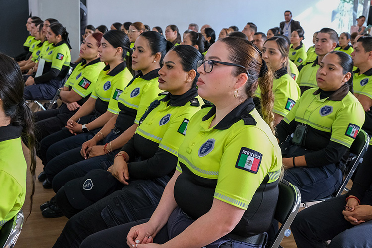 Capacitan a 78 policías viales en manejo del alcoholímetro 