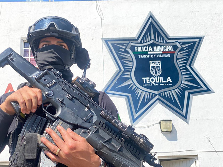 Siete policías serán dados de baja de comisaría de Tequila