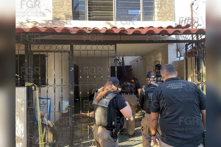 Aseguran precursores químicos en cateo de inmueble en Zapopan