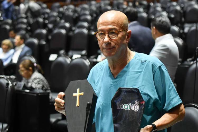 Diputado del PAN acusa subejercicio en vacunas