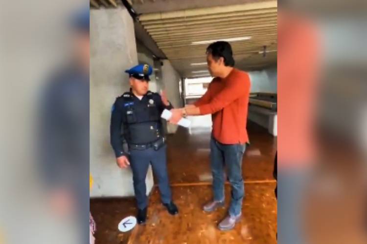 Por 'cambio de plaza' SEP hace 'diligencia administrativa' a Marx Arriaga 