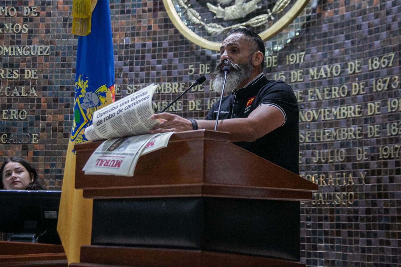 Leonardo Almaguer, inconforme