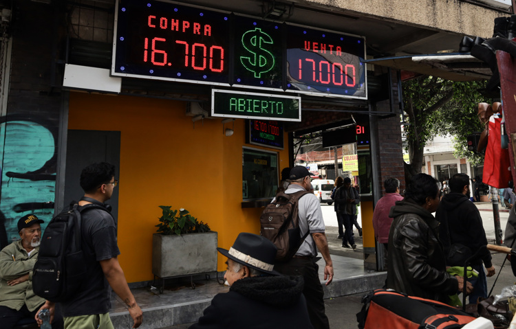 Peso fuerte resta competitividad y golpea empleo en la frontera norte de México