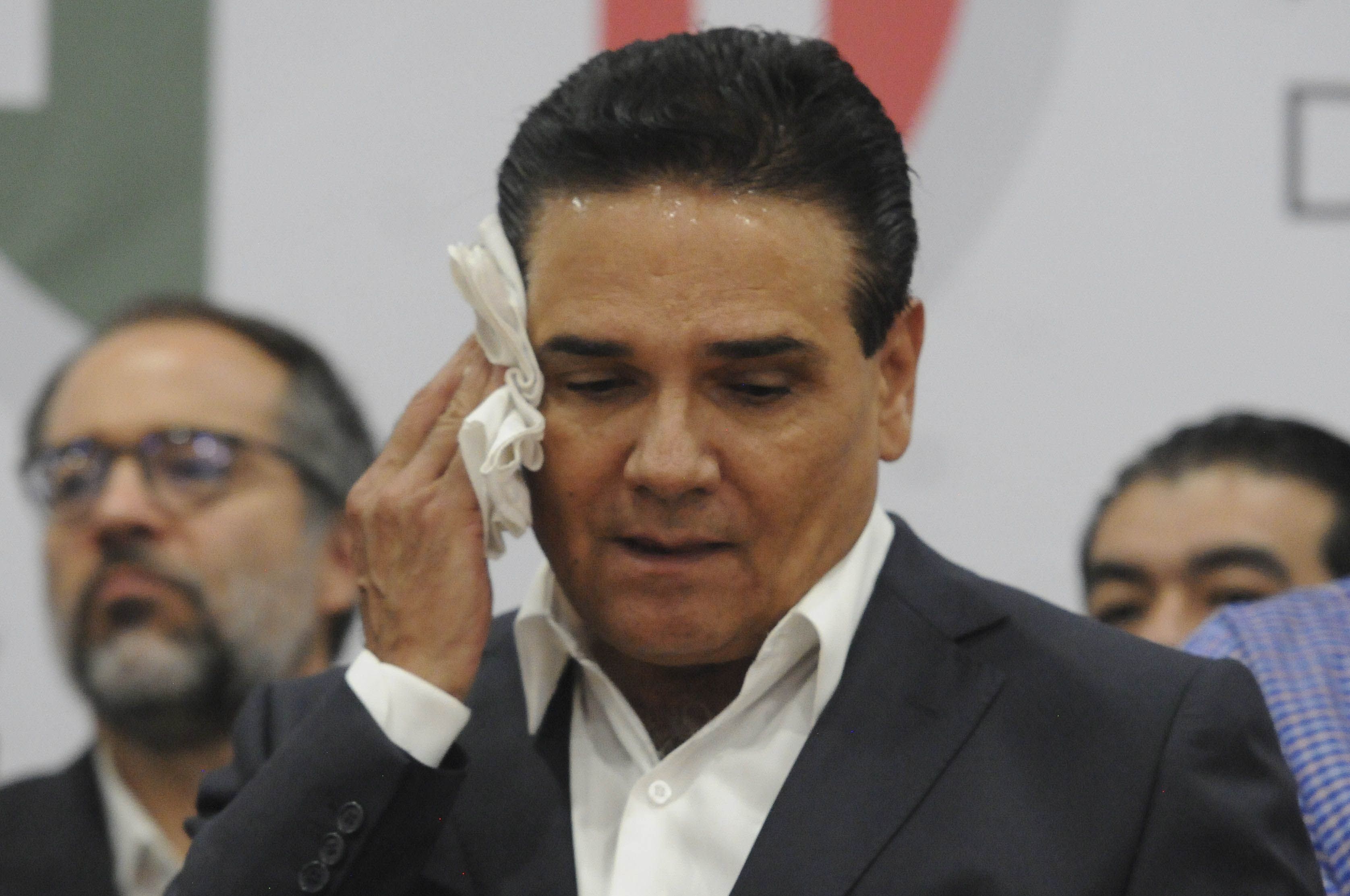 FGR pide a EU y Argentina la extradición de excolaboradores de Silvano Aureoles