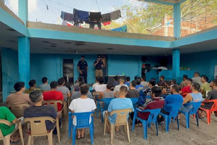 Detienen en anexo a interno con orden de aprehensión