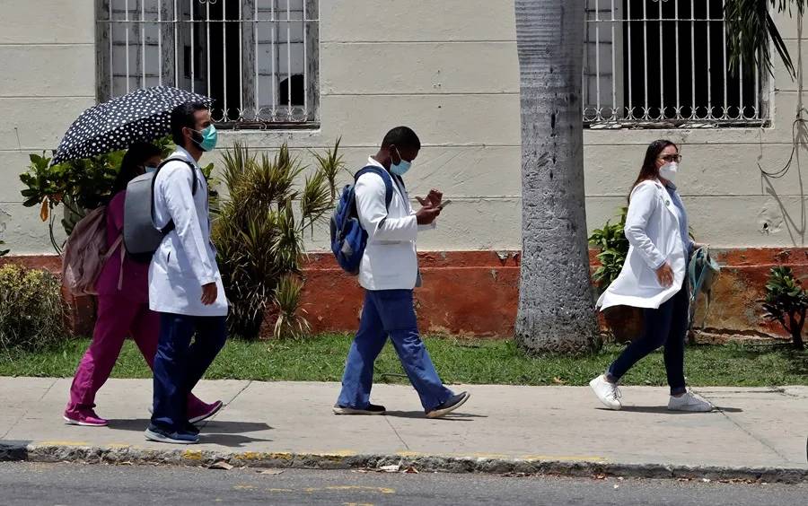 No solo es petróleo, Estados Unidos busca desmantelar las misiones médicas de Cuba en las Américas