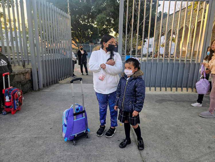 Acuerdan fortalecer medidas vs. sarampión en escuelas tapatías