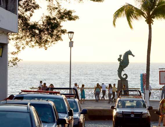 Harfuch da seguimiento a la sancion de EU a red de empresas