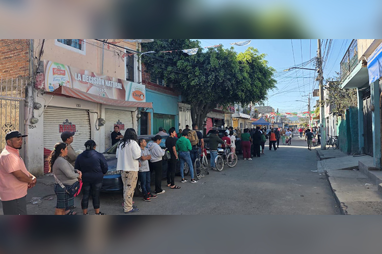 Mercados, tiendas y farmacias, casi todos cerraron en la ciudad