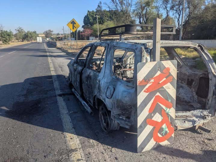 Equipo y vehículo de colectivo Un Salto de Vida fue quemado 
