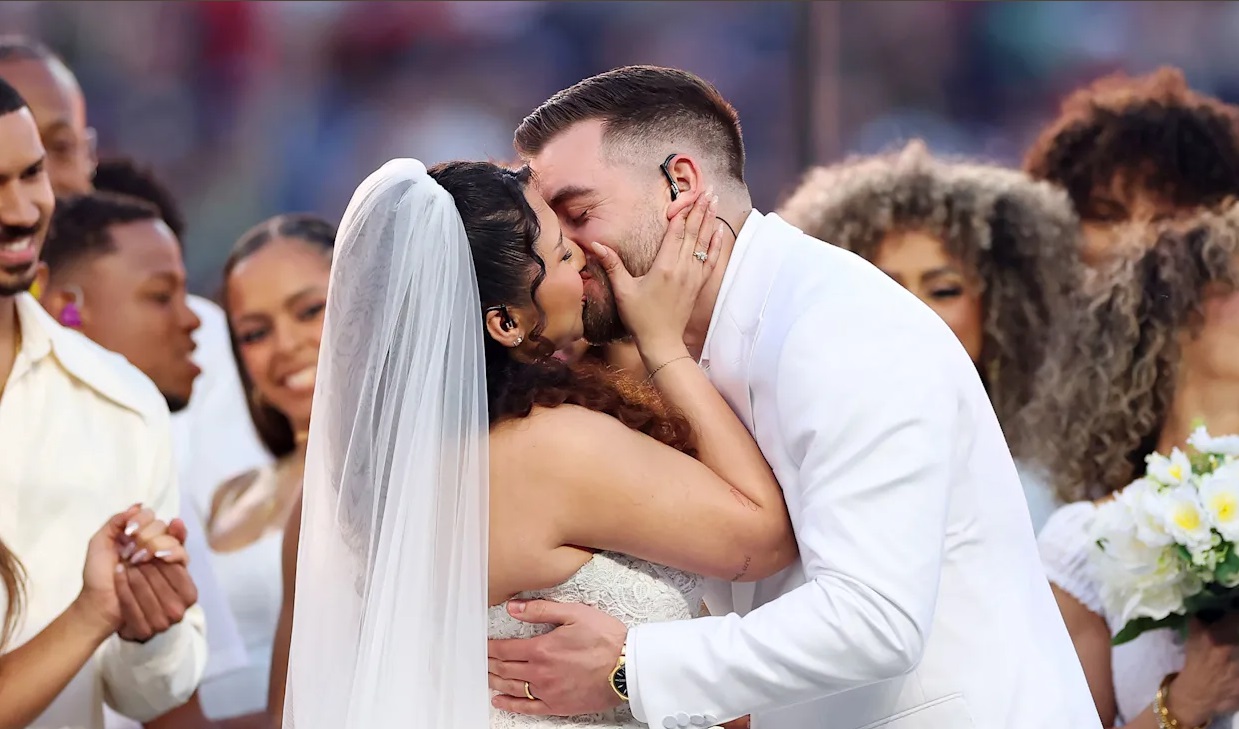 Pareja que se casó en el SB nunca lo imaginó