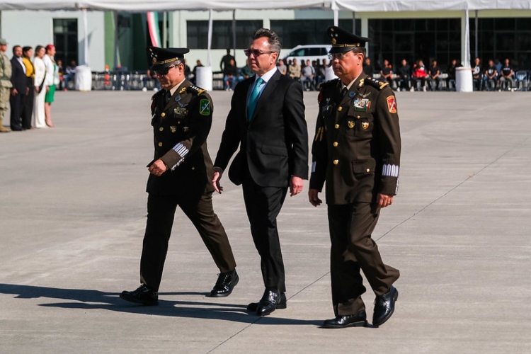 Piden apoyo federal para despejar vías de comunicación tras bloqueos