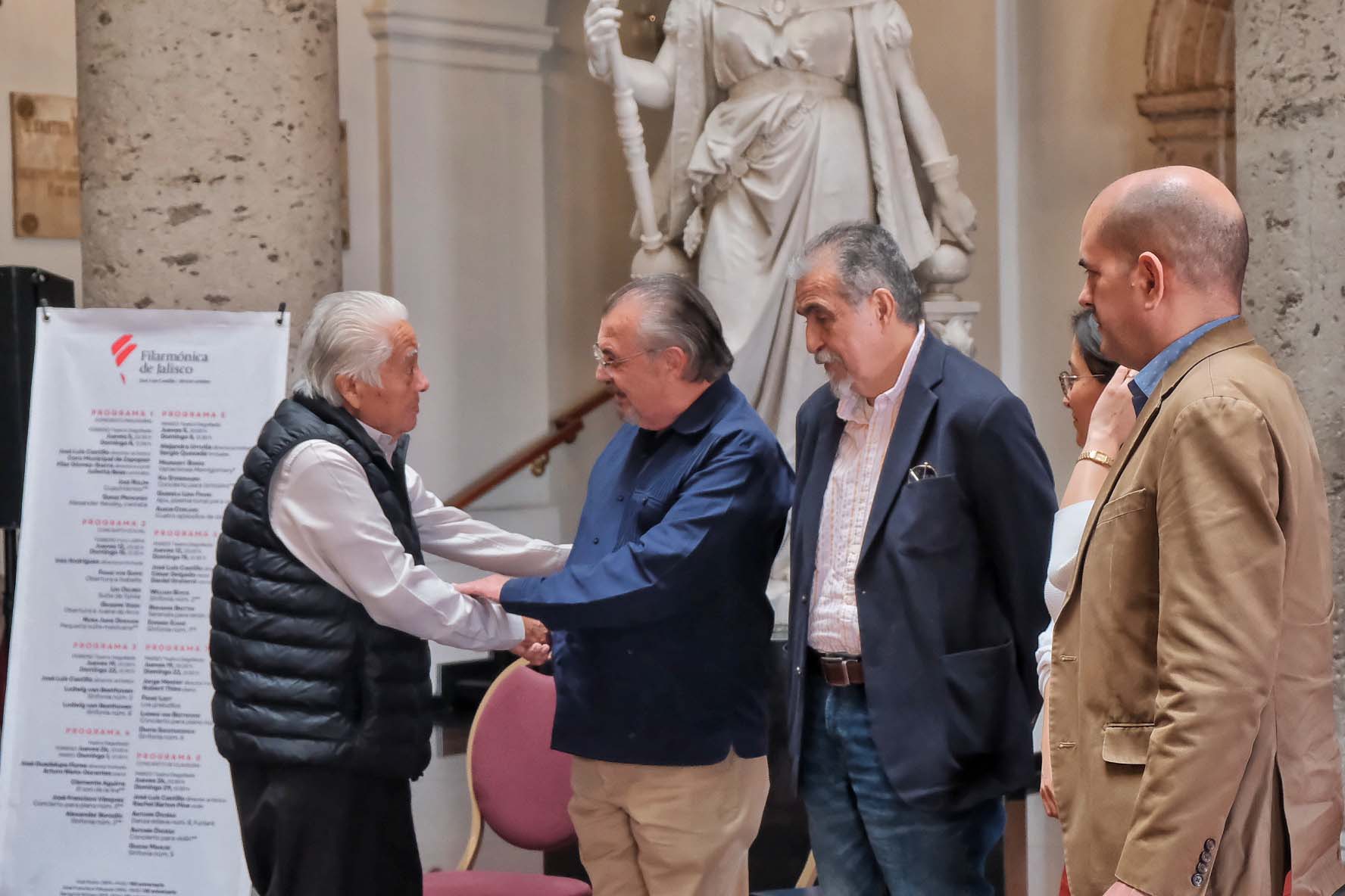 OFJ despide a José Guadalupe Flores con gran homenaje 