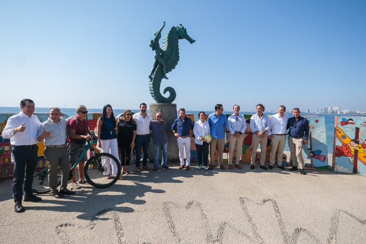 Lemus pide a alcaldes de la Costa no suspender eventos