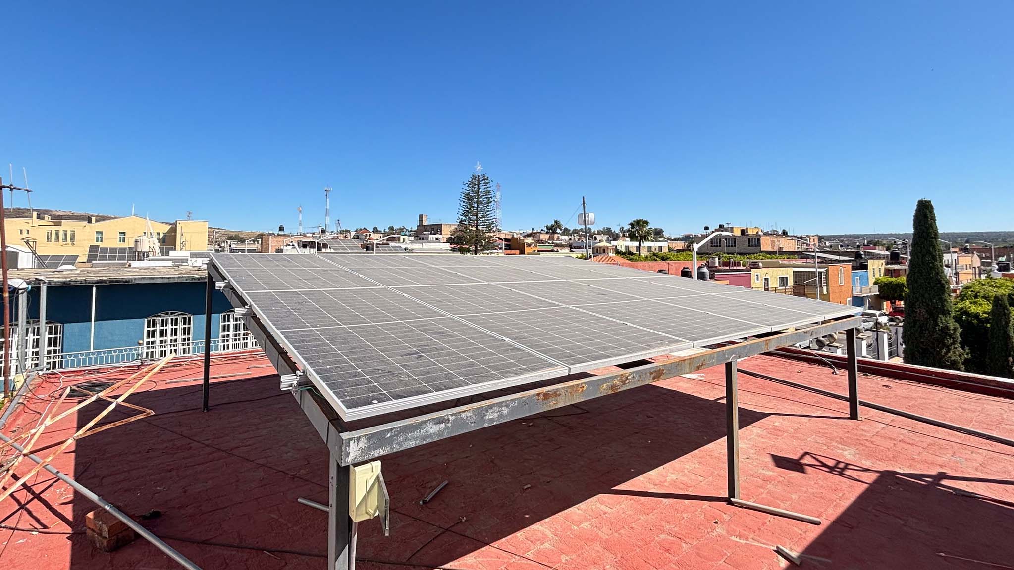 Ixtlahuacán reducirá 43% su consumo eléctrico