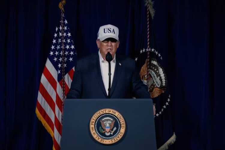 Trump confirma ataques contra Irán y llama a la población a “tomar el control” de su Gobierno