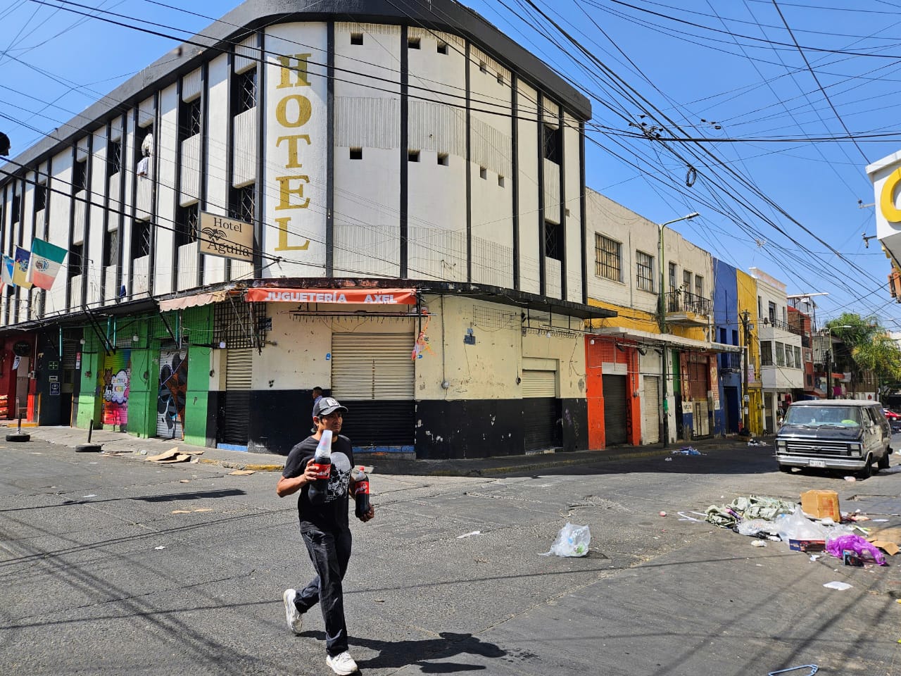 Suspende nuevamente la pega de cédulas por inseguridad