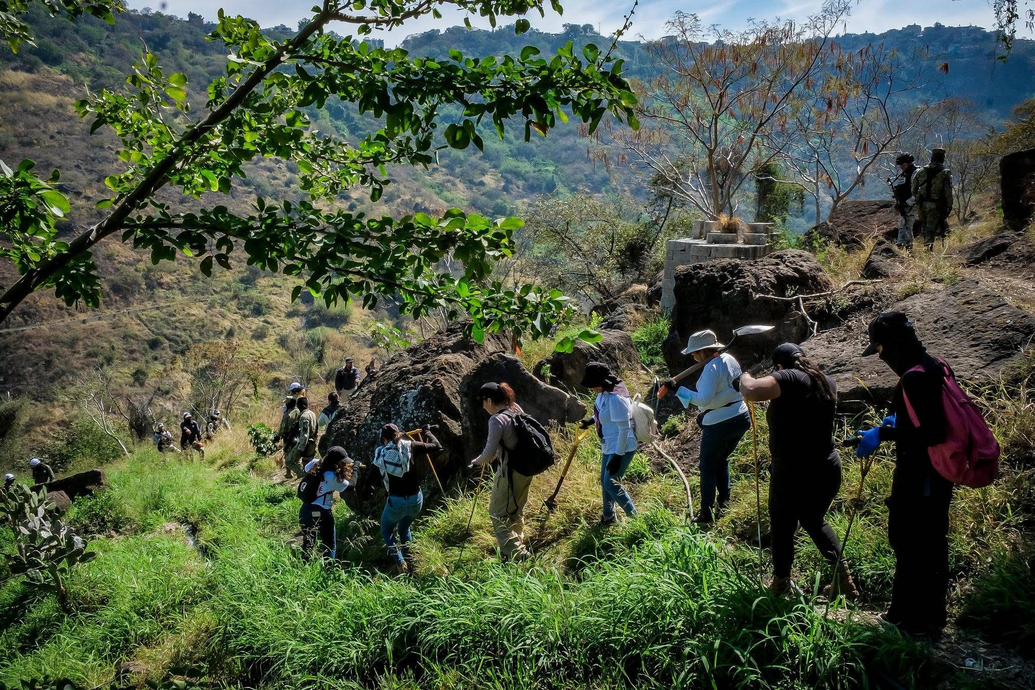 Localiza Fiscalía a 29 personas; tres fueron encontradas sin vida