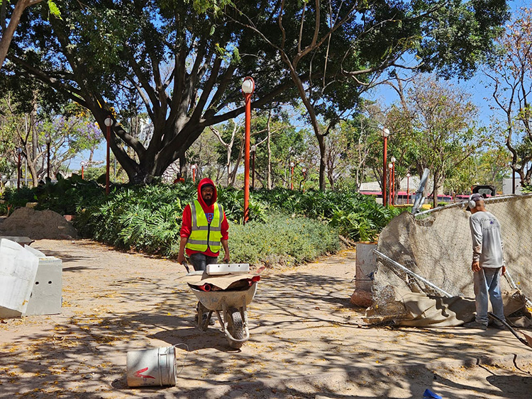 Obras en el Parque Rojo, sin fecha de conclusión 