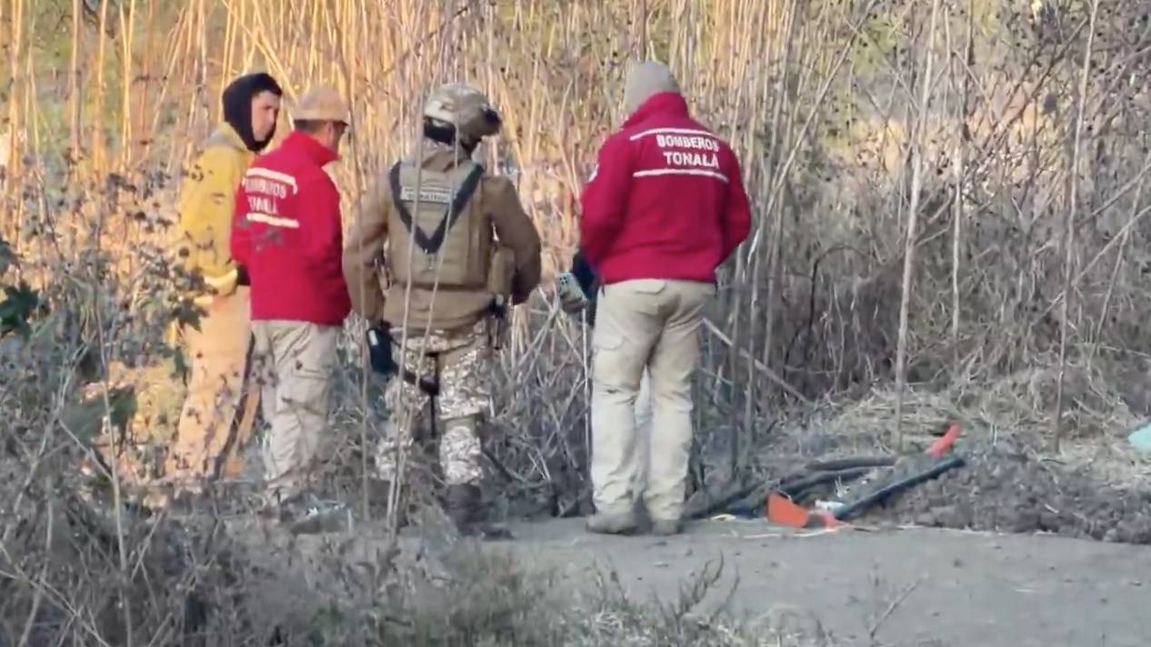 Detectan dos tomas clandestinas y aseguran pipa con 20 mil litros de combustible en Tonalá