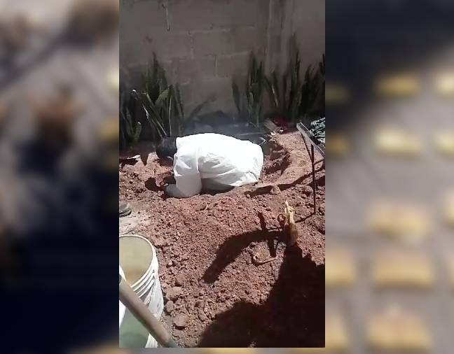 Llamada anónima alertó sobre cuerpo enterrado en vivienda